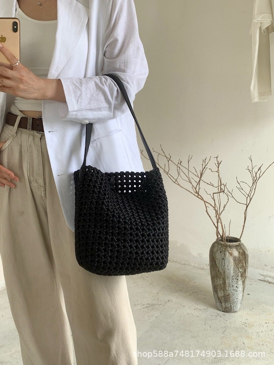 スモールブラック+インナーバッグサテン、本革