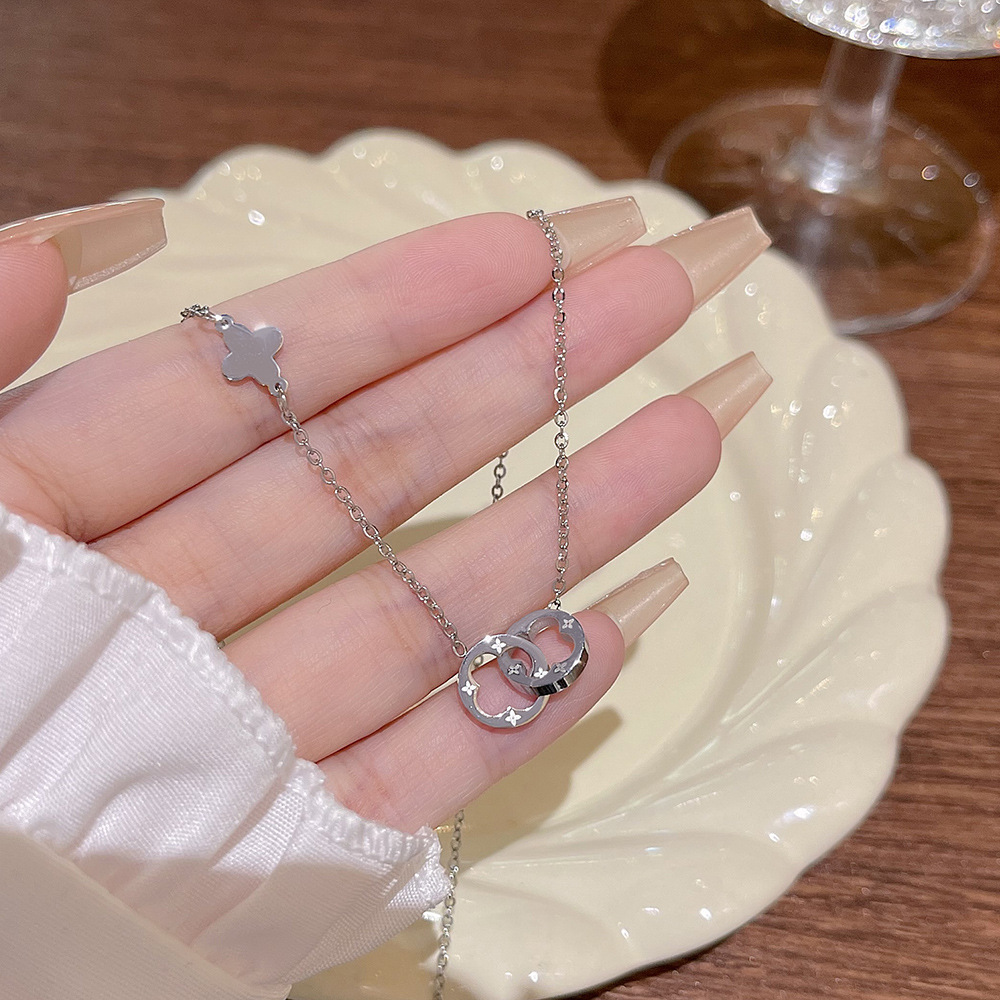 X771 シルバーチタン鋼の色保持性