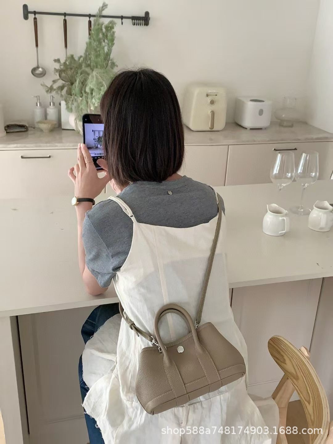 ウインドブレーカー グレー + ロングショルダーストラップ 第一層牛革