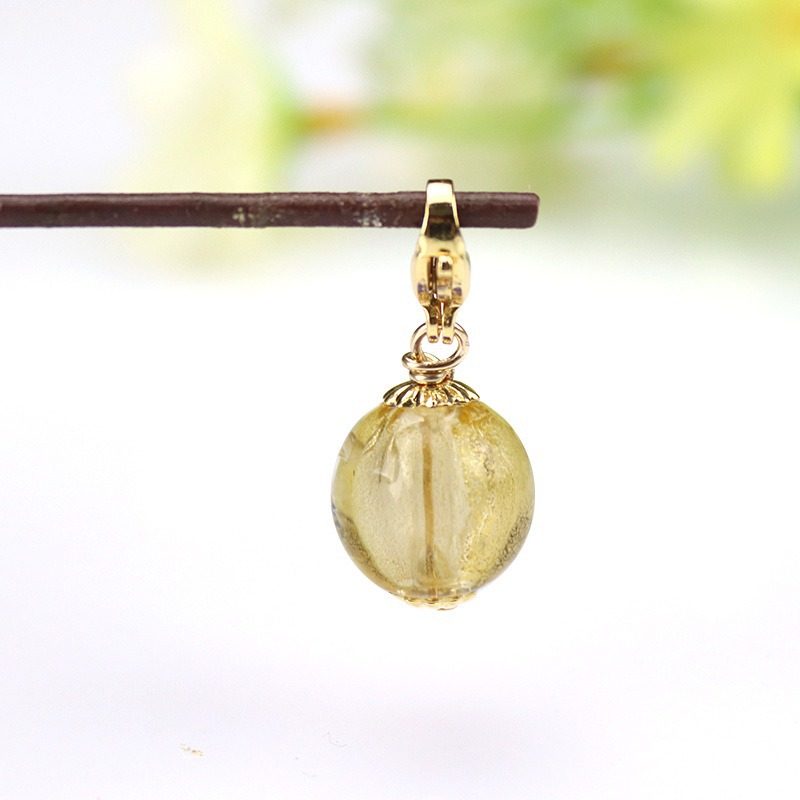 ライトイエローゴールド箔エッセンシャルオイルビーズペンダント（ロブスタークラスプ）