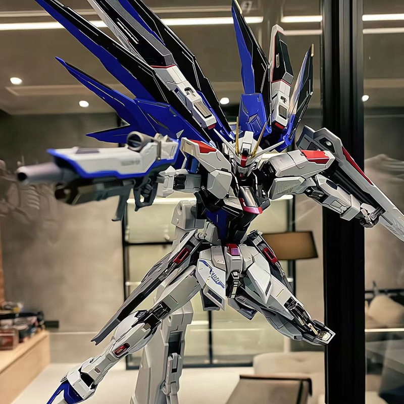 New Life 2.0+翼+銃・剣・盾+フリースタンド単体モデル