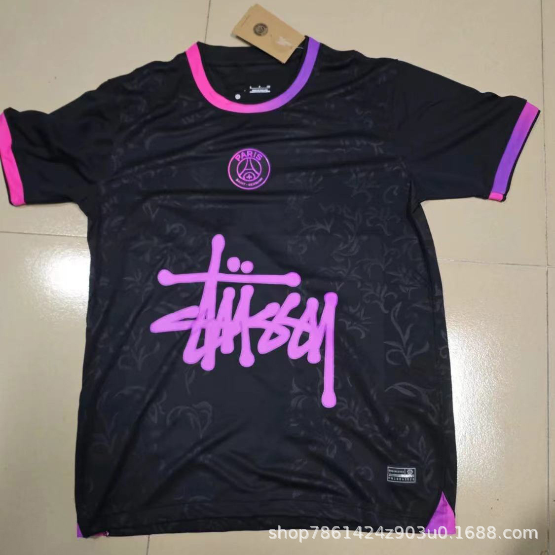 Stussy 24 パリ
