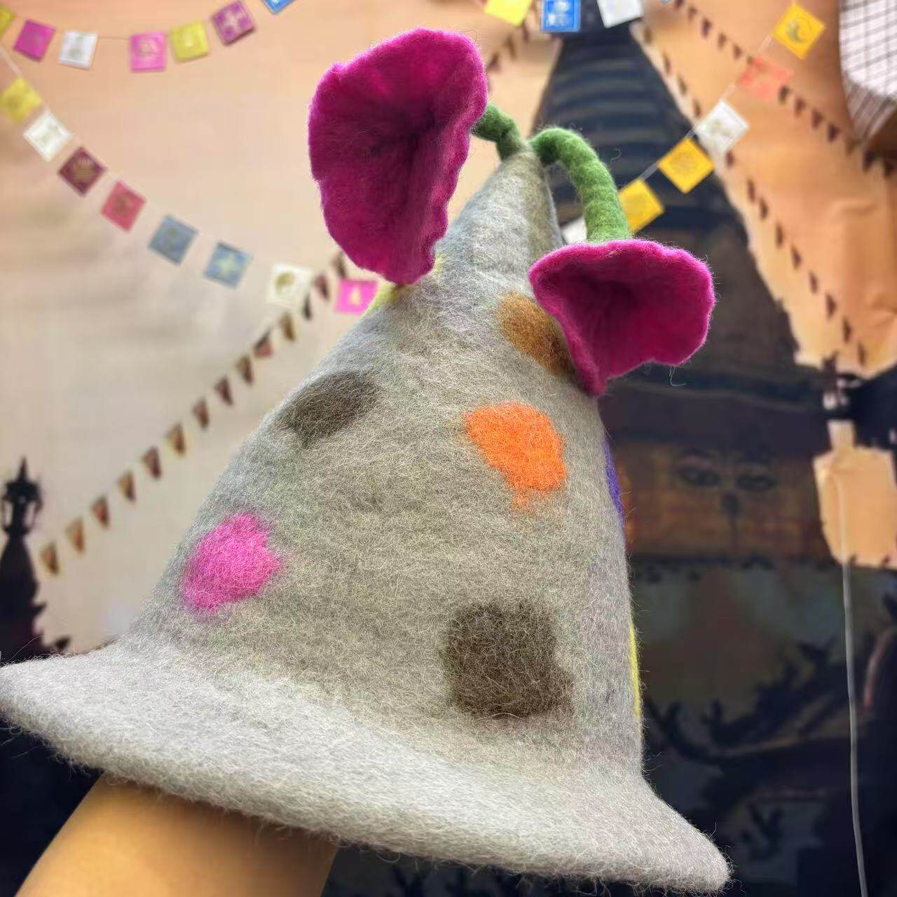 セメントグレーの朝顔