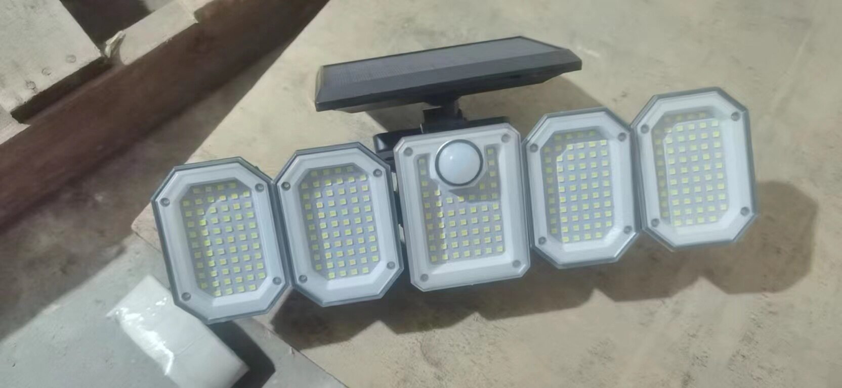 五頭一体リモコン付き