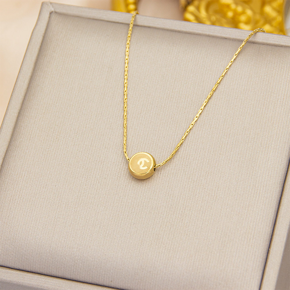 黄金の二重の小さな黄金の豆