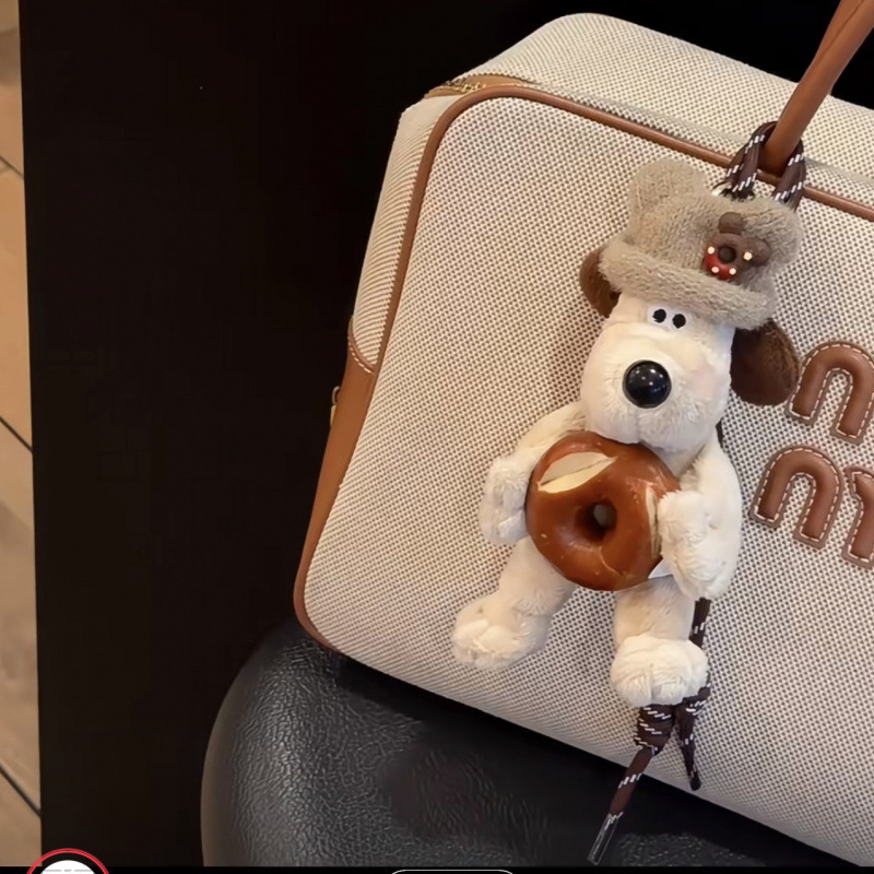 ベーグルリーダー犬M風ペンダント