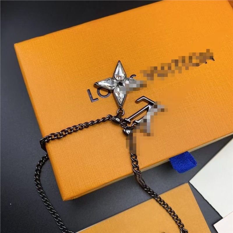 LV ブラックゴールド サムライ ネックレス