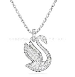 新しいホワイトスワンネックレス