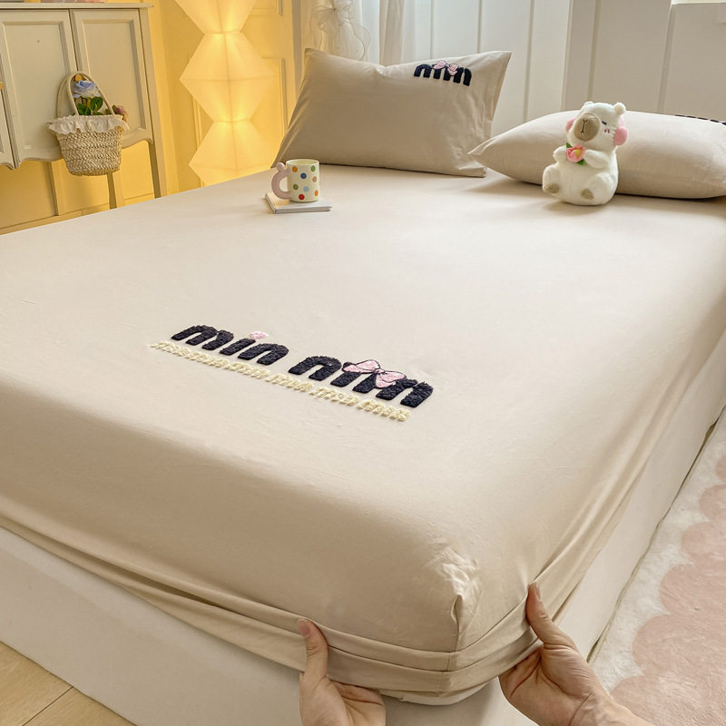 minmin-card 【厚手綿100％、絶妙なタオル刺繍】