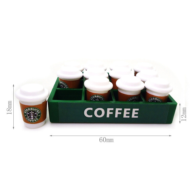ホワイトカバーのスターバックス