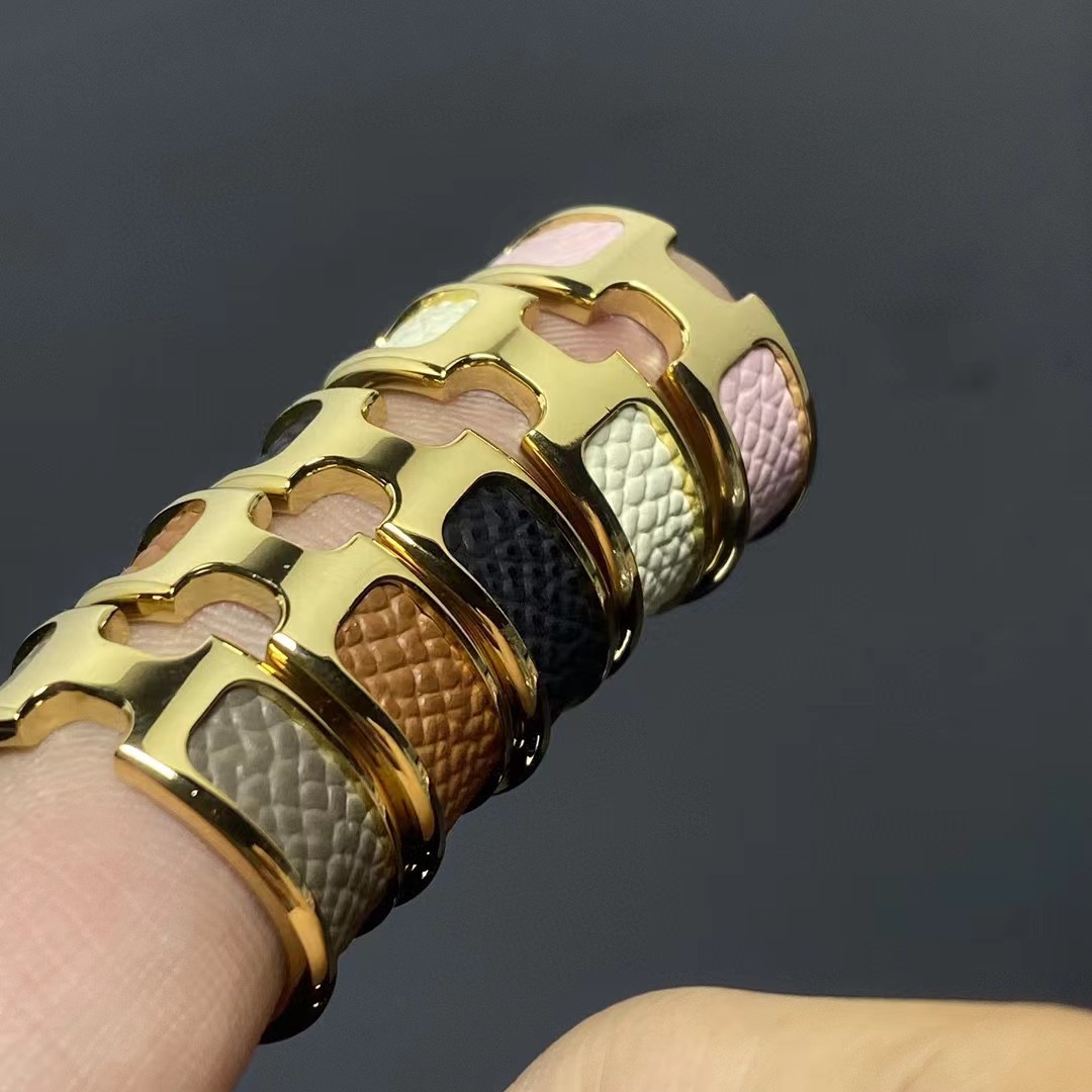 黄金色の黒皮