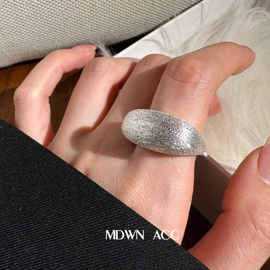 ブラッシュホワイトファットシルバーリング