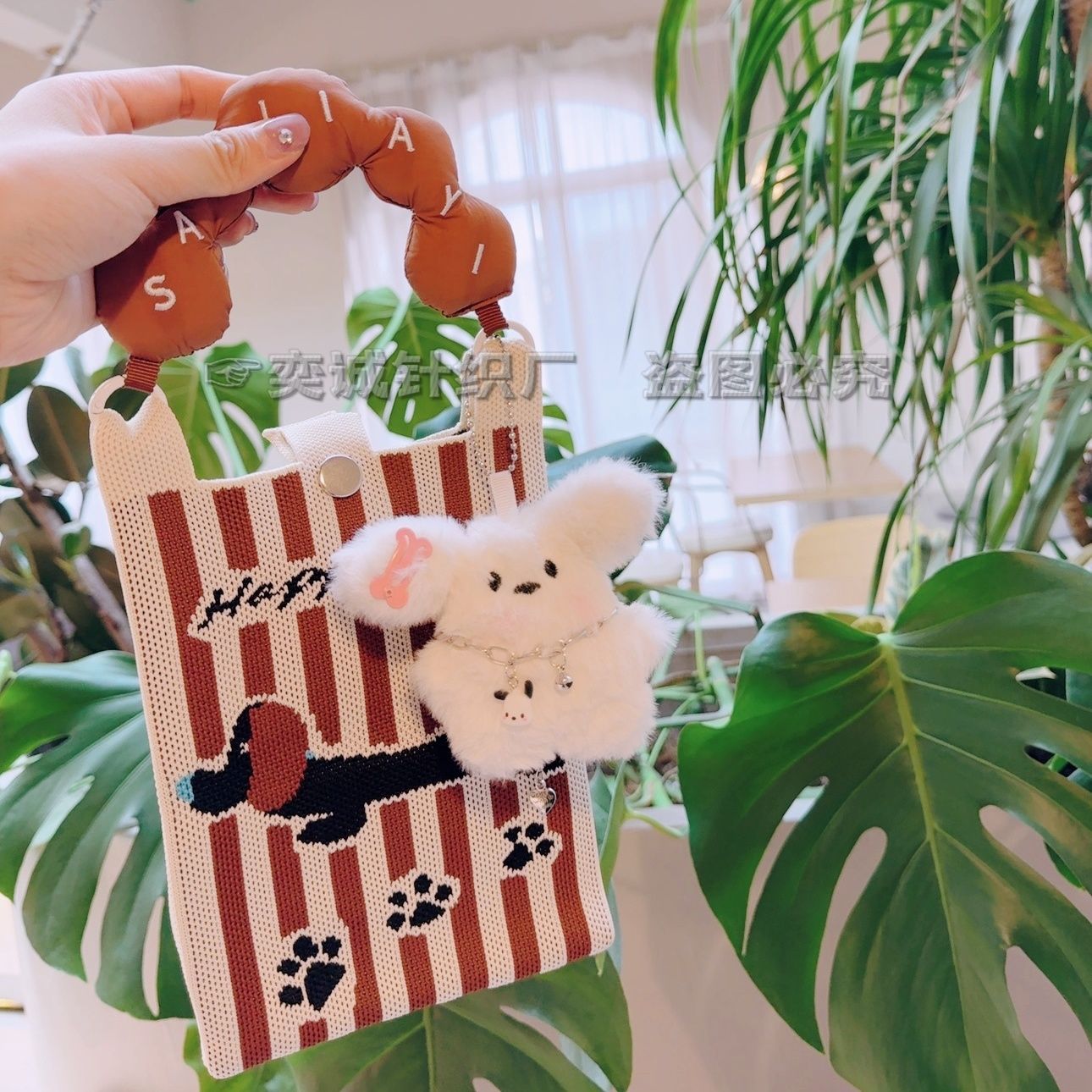 フットプリントドッグ S-06+ ペンダント