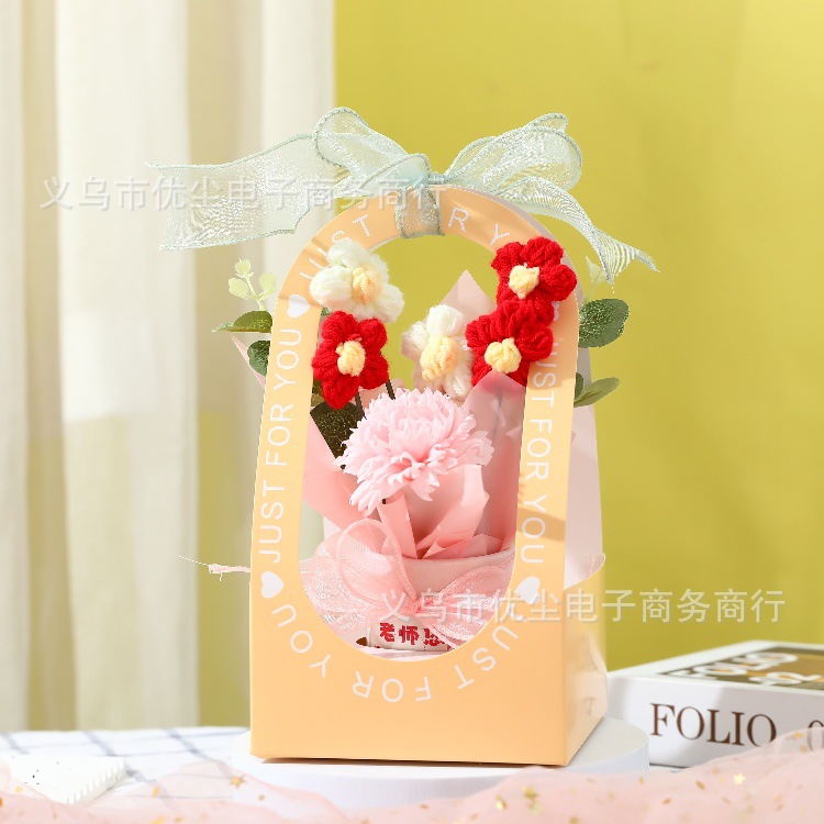 カーネーション抱きバケツ花-赤手提げカラーボックス