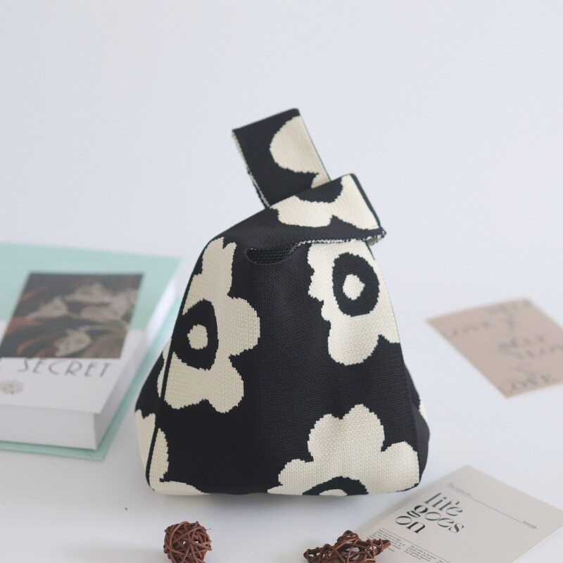 フラワースタイル - 黒