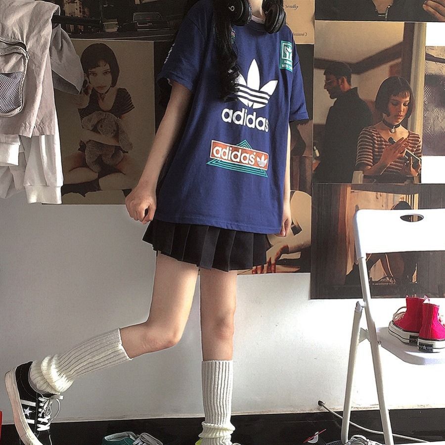 ネイビーブルー