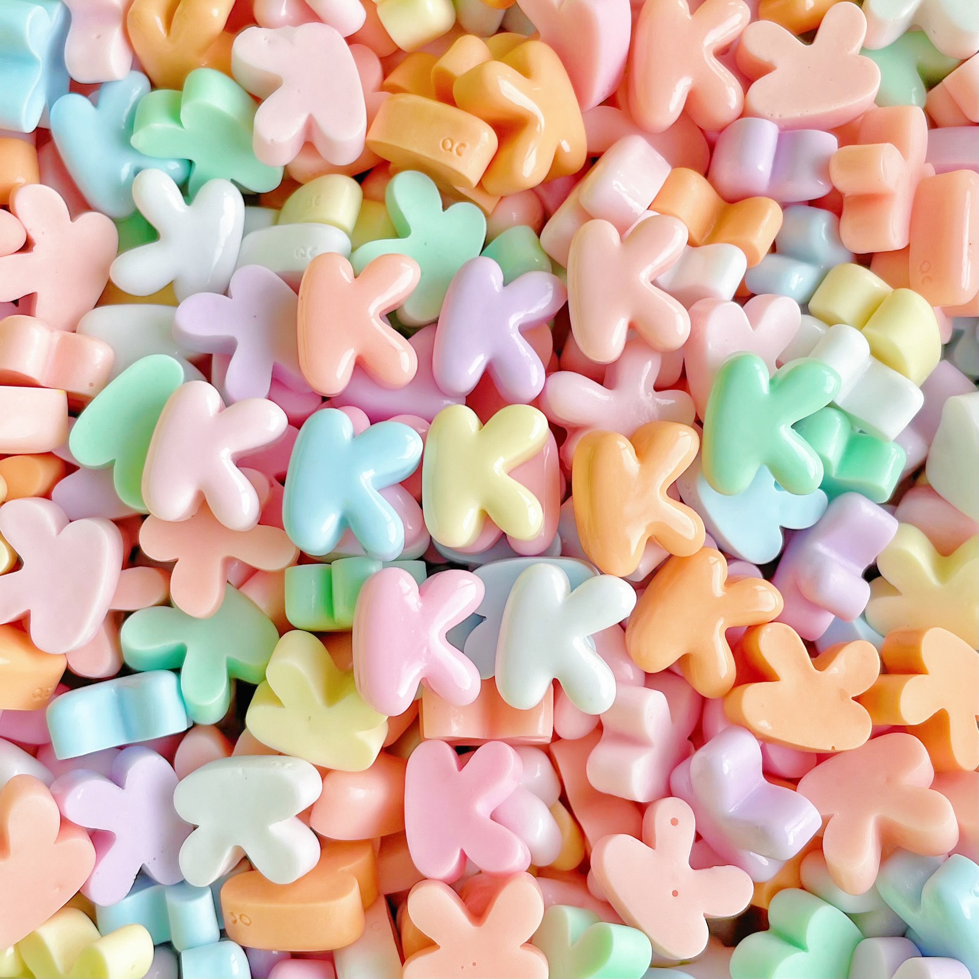 11 * アルファベットKの混色はランダムです。