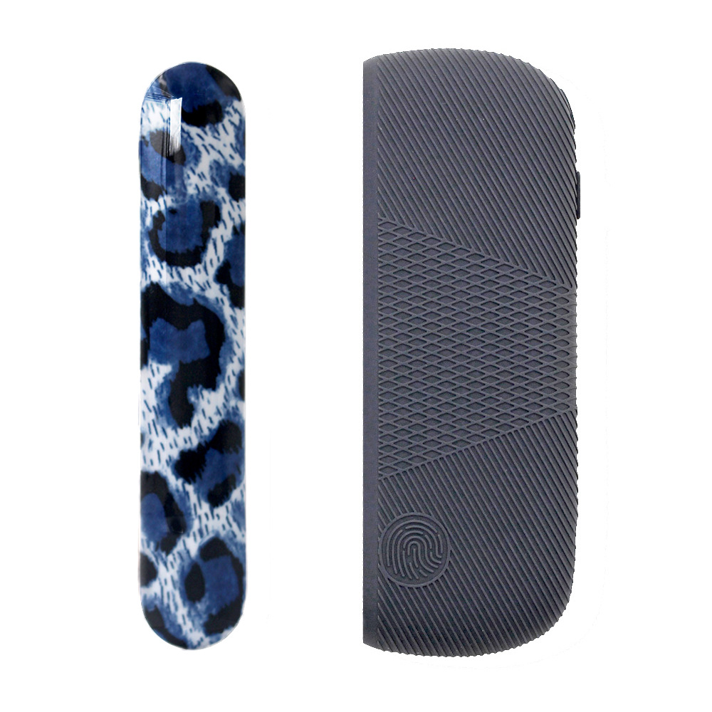 グレーのシリコンシェル + ヒョウ柄のブルーのサイドカバー