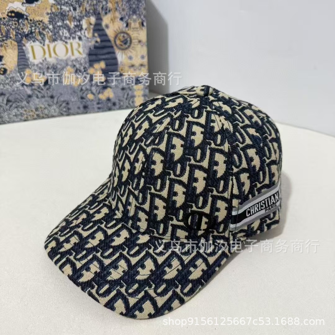 ネイビーブルー