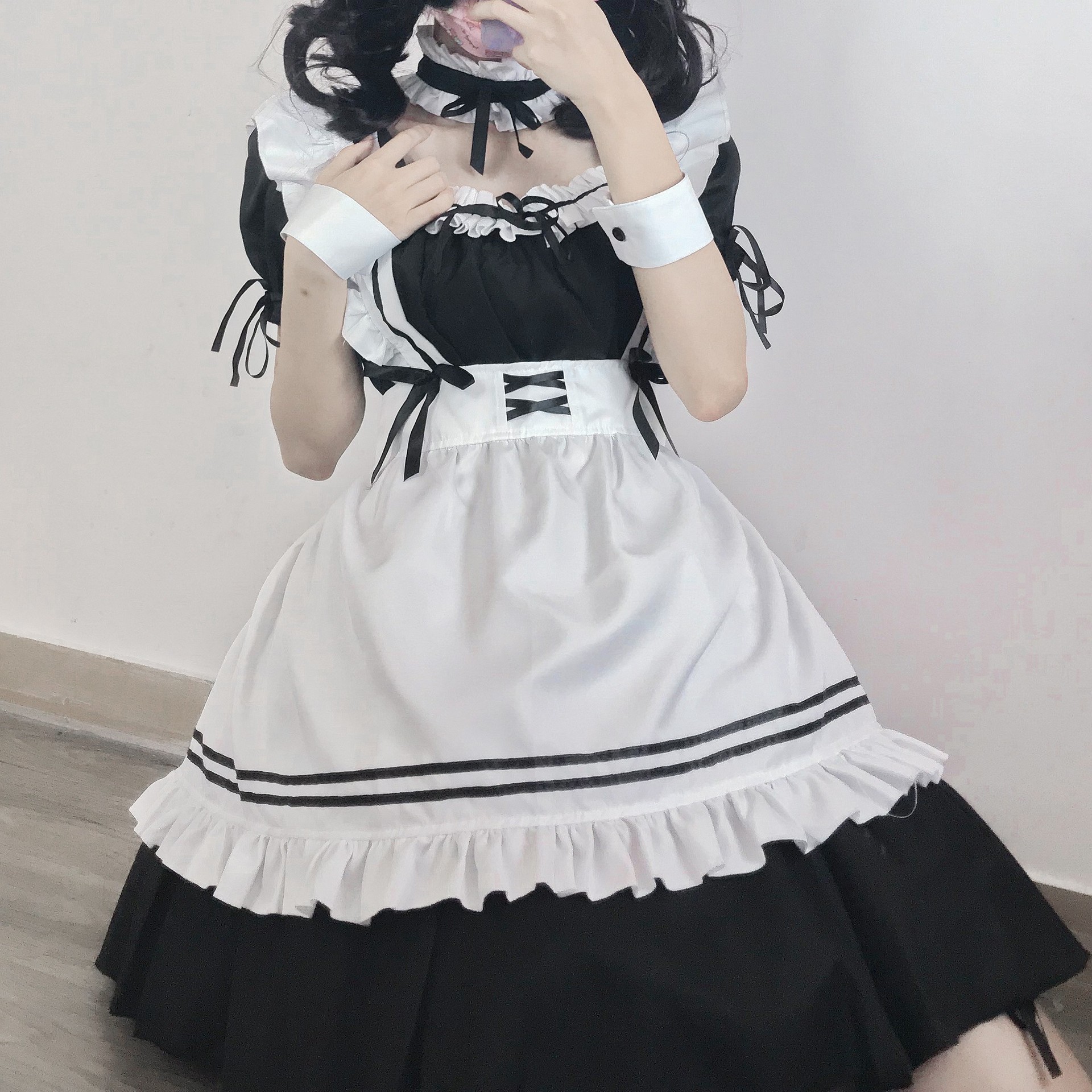 ブラックのワンピース