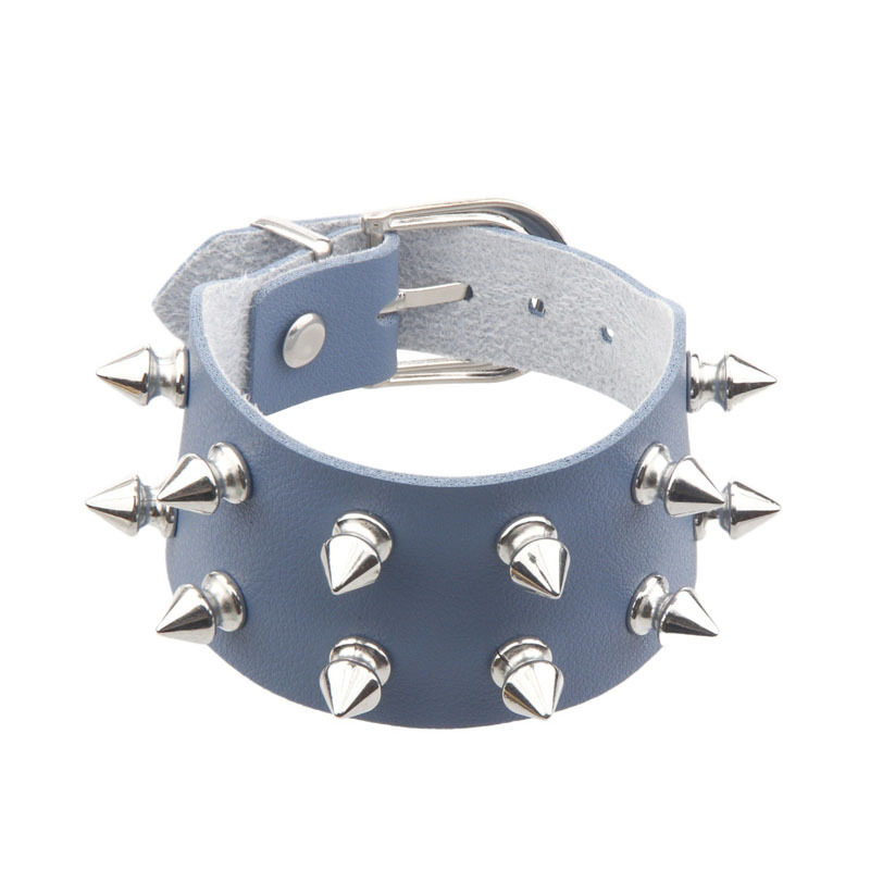 ピーコックブルー