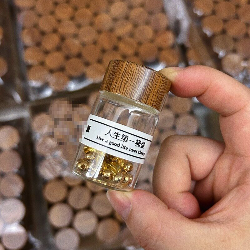 中サイズ、茶色の模様、無料ステッカー、約 200 錠入り