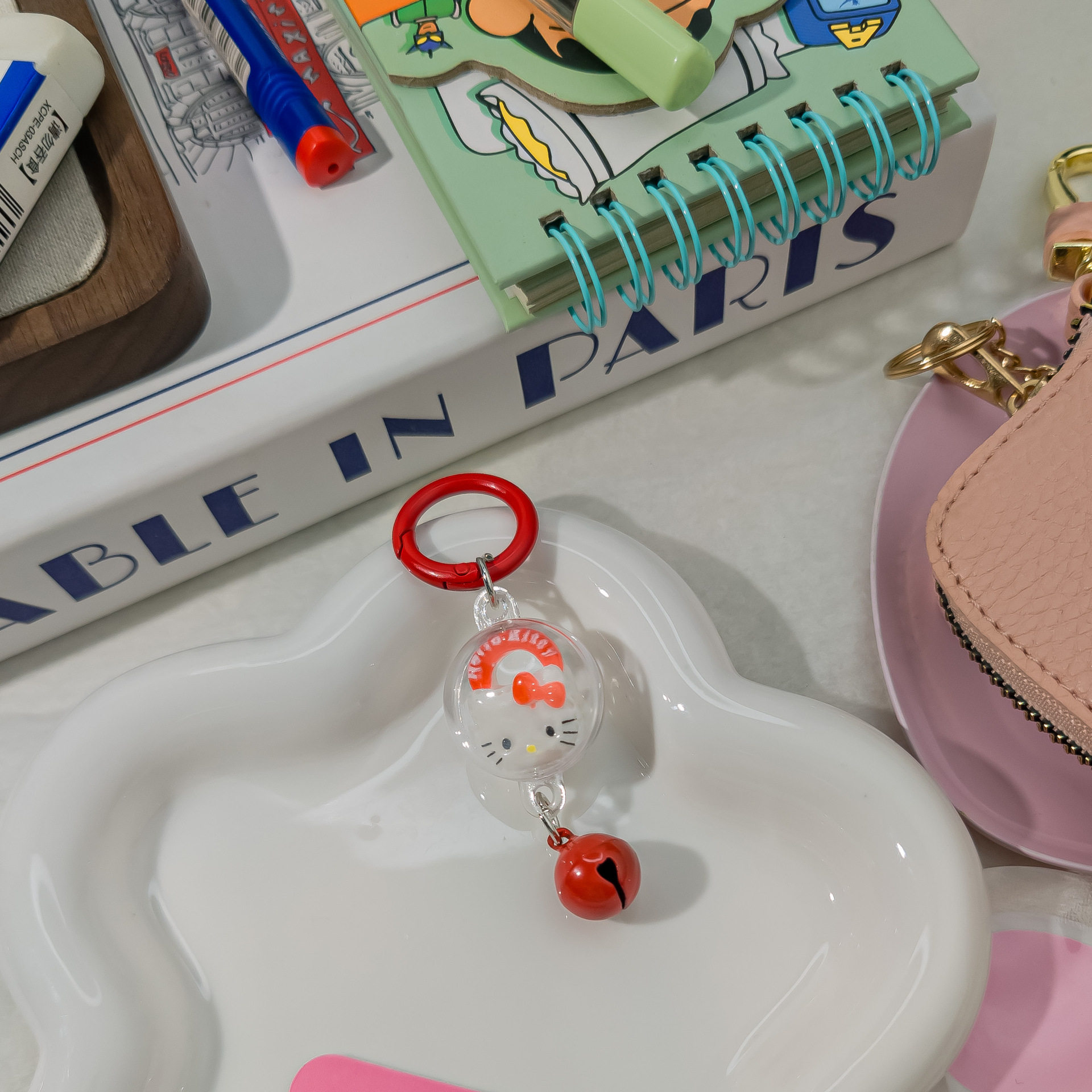 【ボールバックル】赤白バッグ