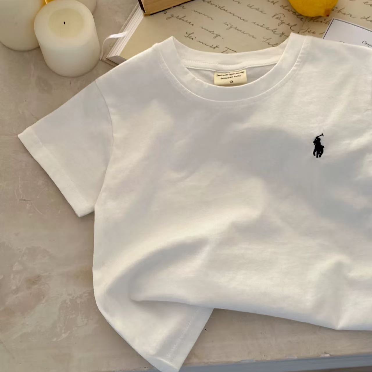 白