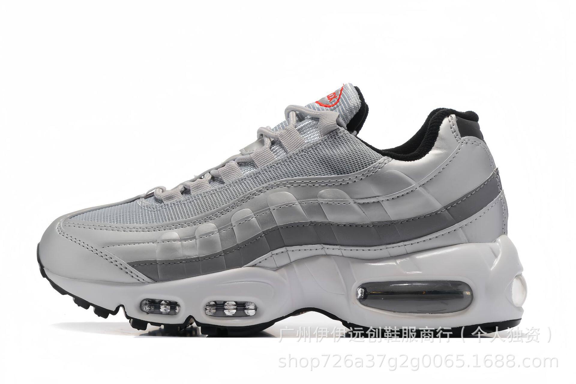 95モデル——40-46——シルバー、ホワイト、レッド