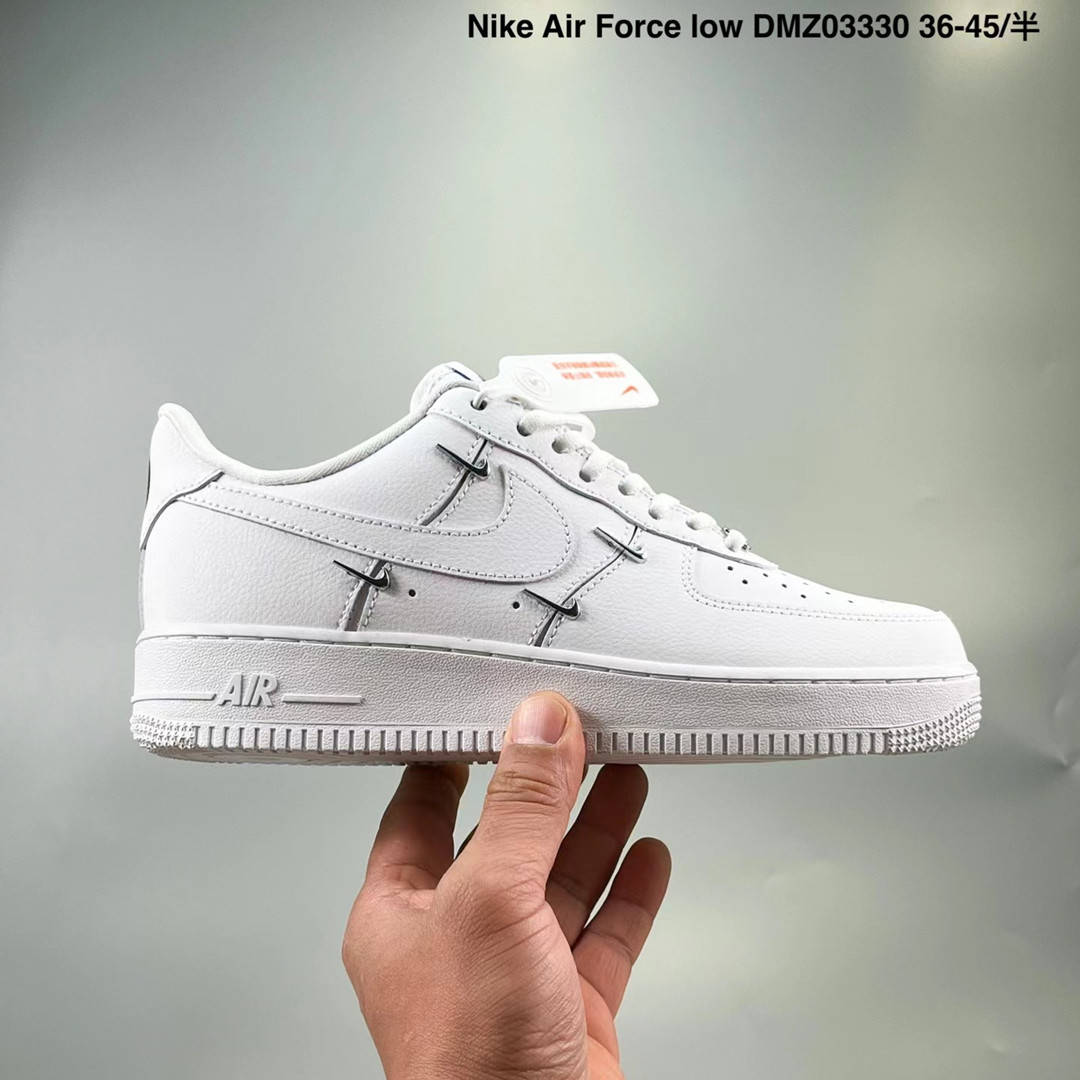 小さな銀のフック