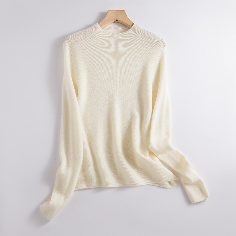 ハーフタートルネック パールホワイト