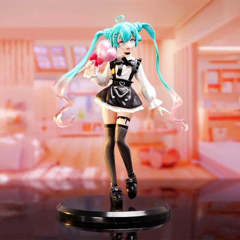 ファッション初音