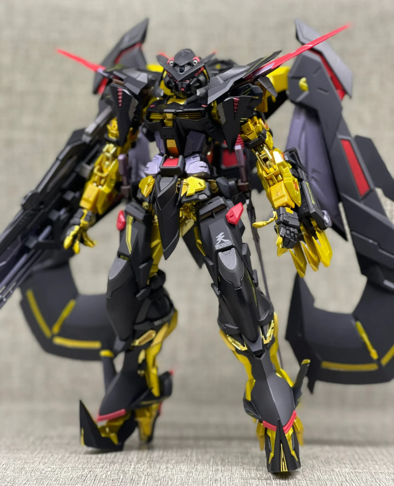 黒金異端 + バーブウィング + 災害白槍 + ライトセーバー + フリースタンド