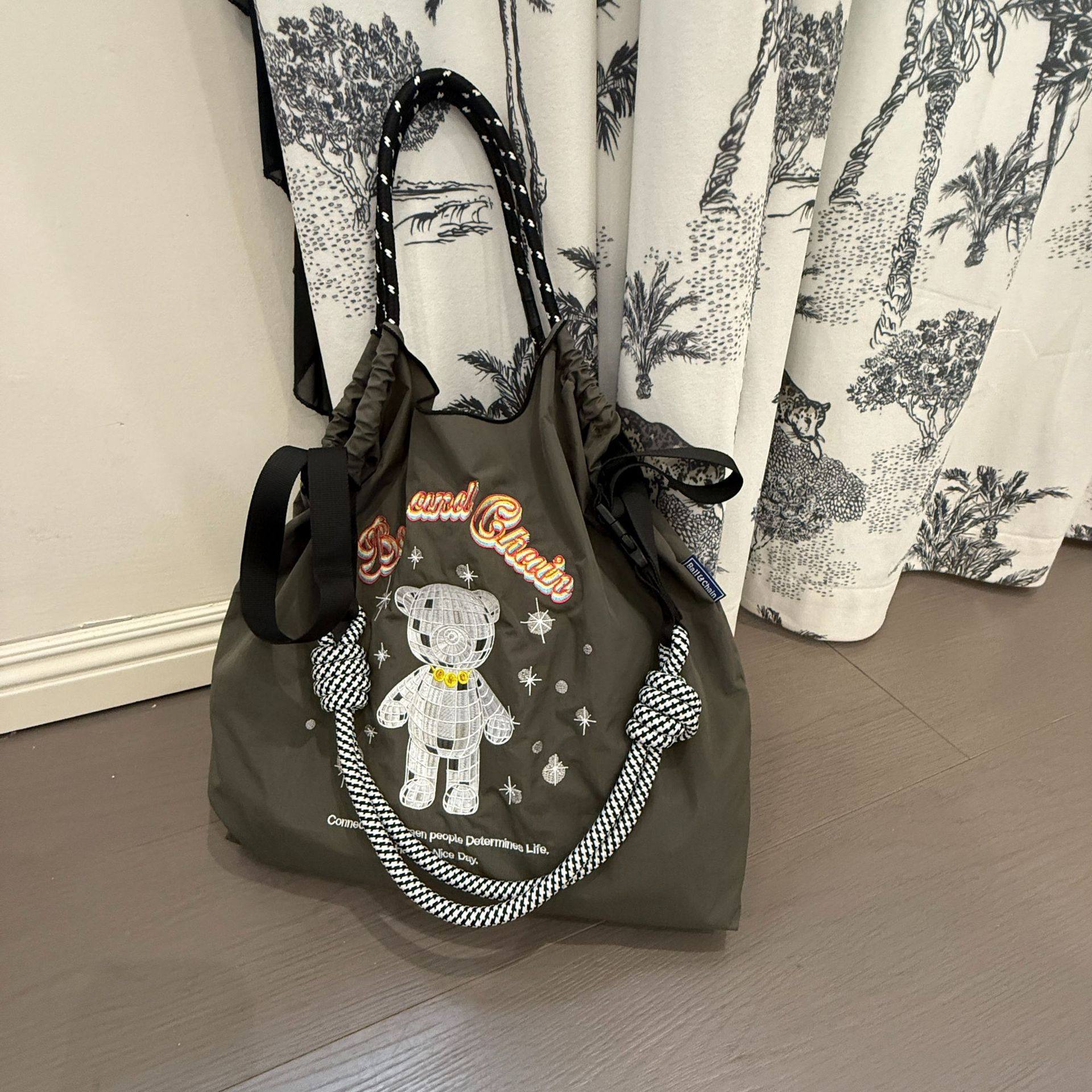 ダークグレー・ミラーベア（ショルダーストラップを除く）