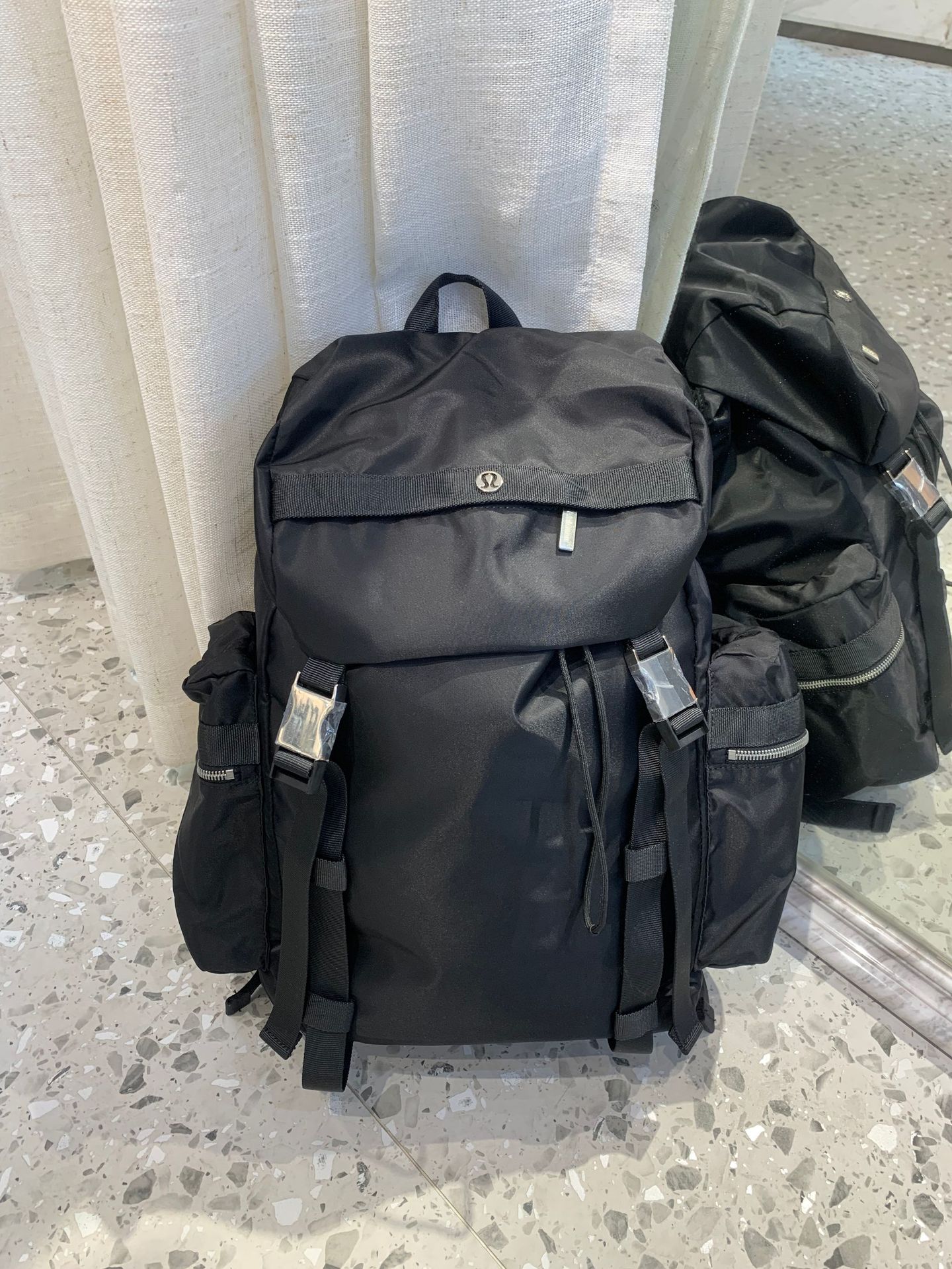 クラシックブラック 25L