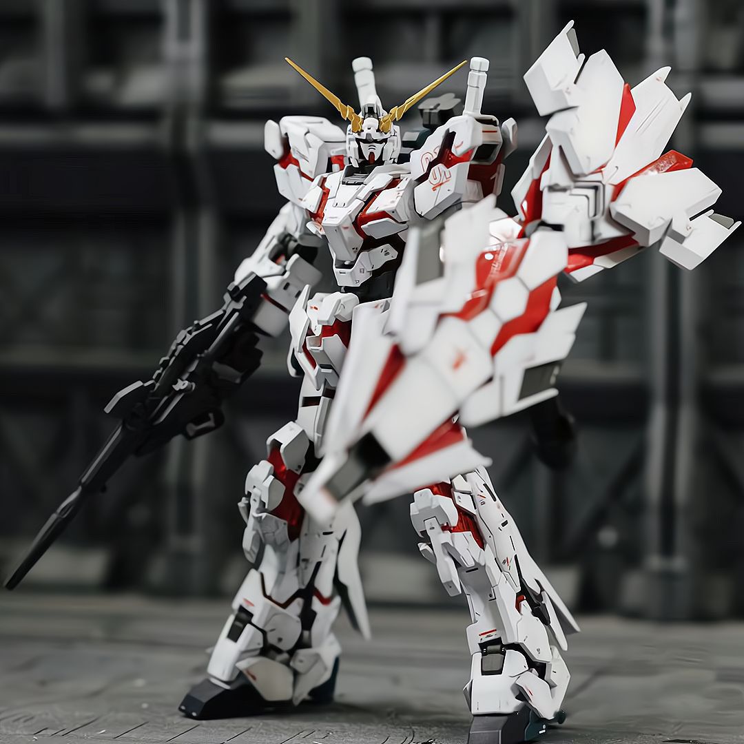 【大型モデル】MG-ユニコーン（爆発可能な二形態）＋ガンシールド＋ロケットランチャー