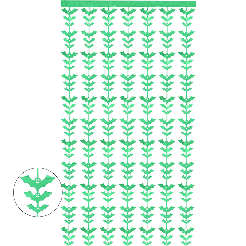 緑のコウモリの雨のカーテン