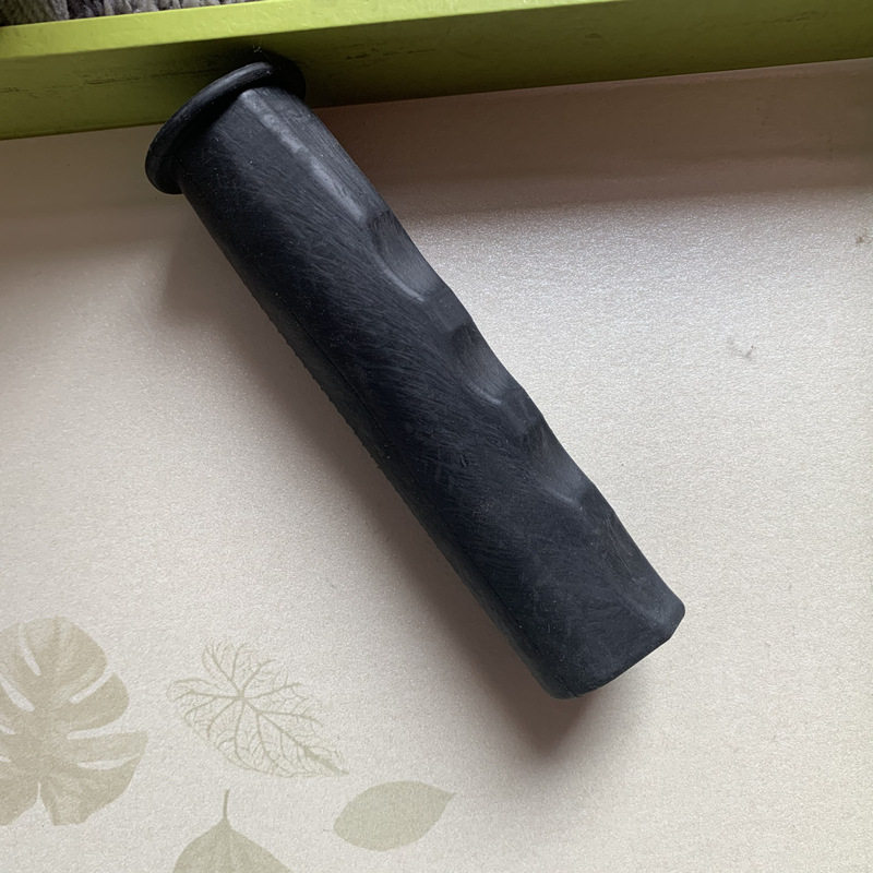 極太内径22mm、長さ110mm