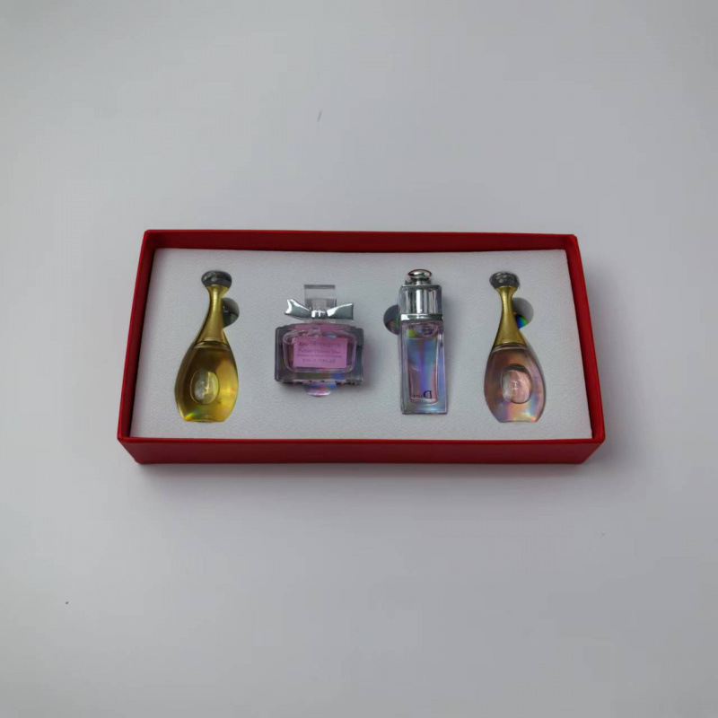 赤箱4個セット