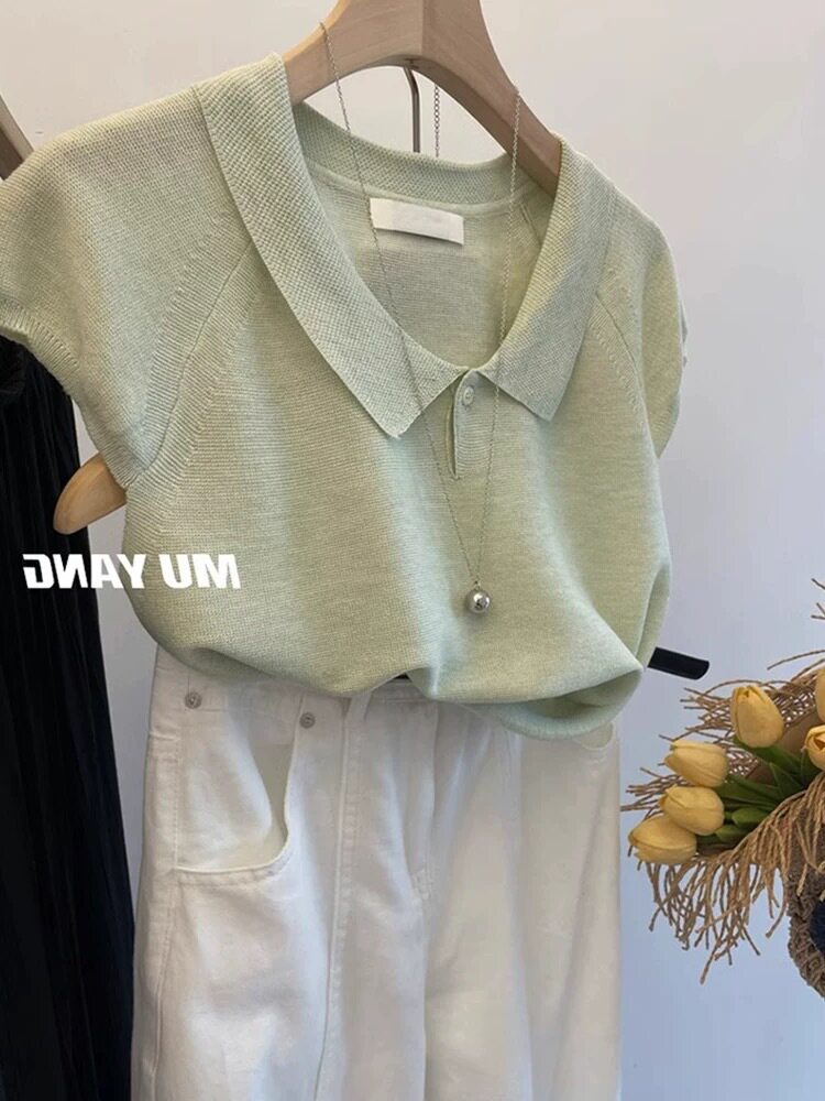 ライトグリーン