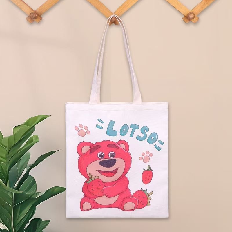 Strawberry Bear; 30x26; 12 ポリエステル綿キャンバス