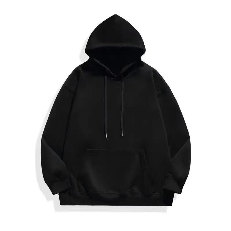 黒色の薄い帽子付きスウェット