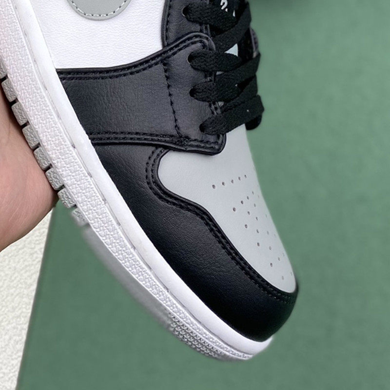 AJ1 ロートップ シャドーグレー