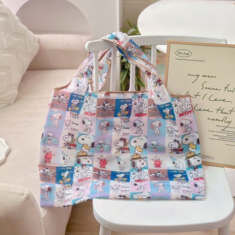 チェック柄ピンクとブルーのスヌープ