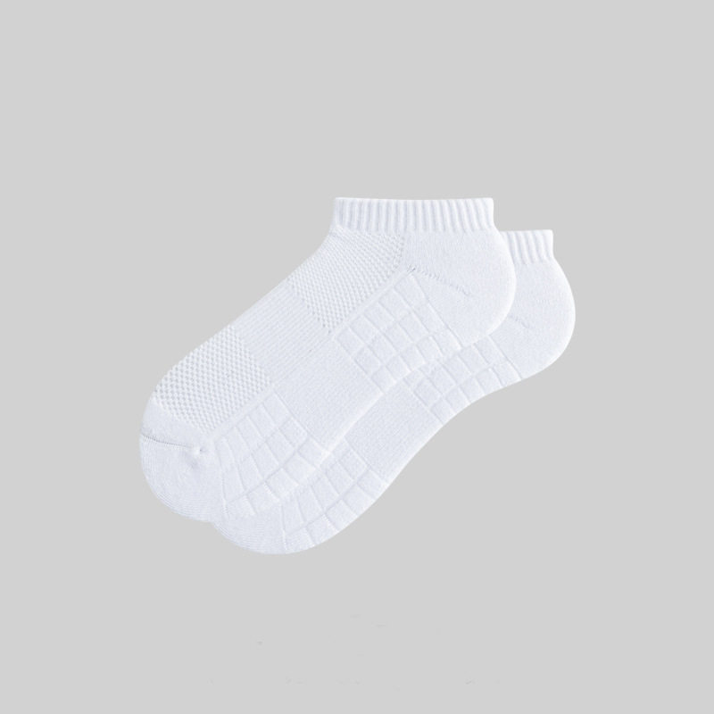 白い靴下のメッシュタオルの底