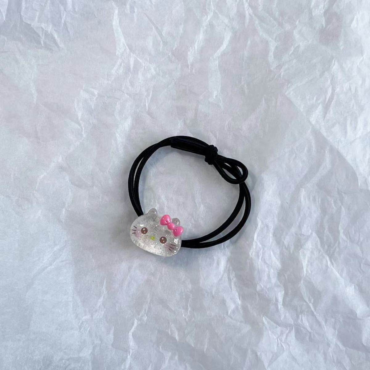 大きな目のニャン