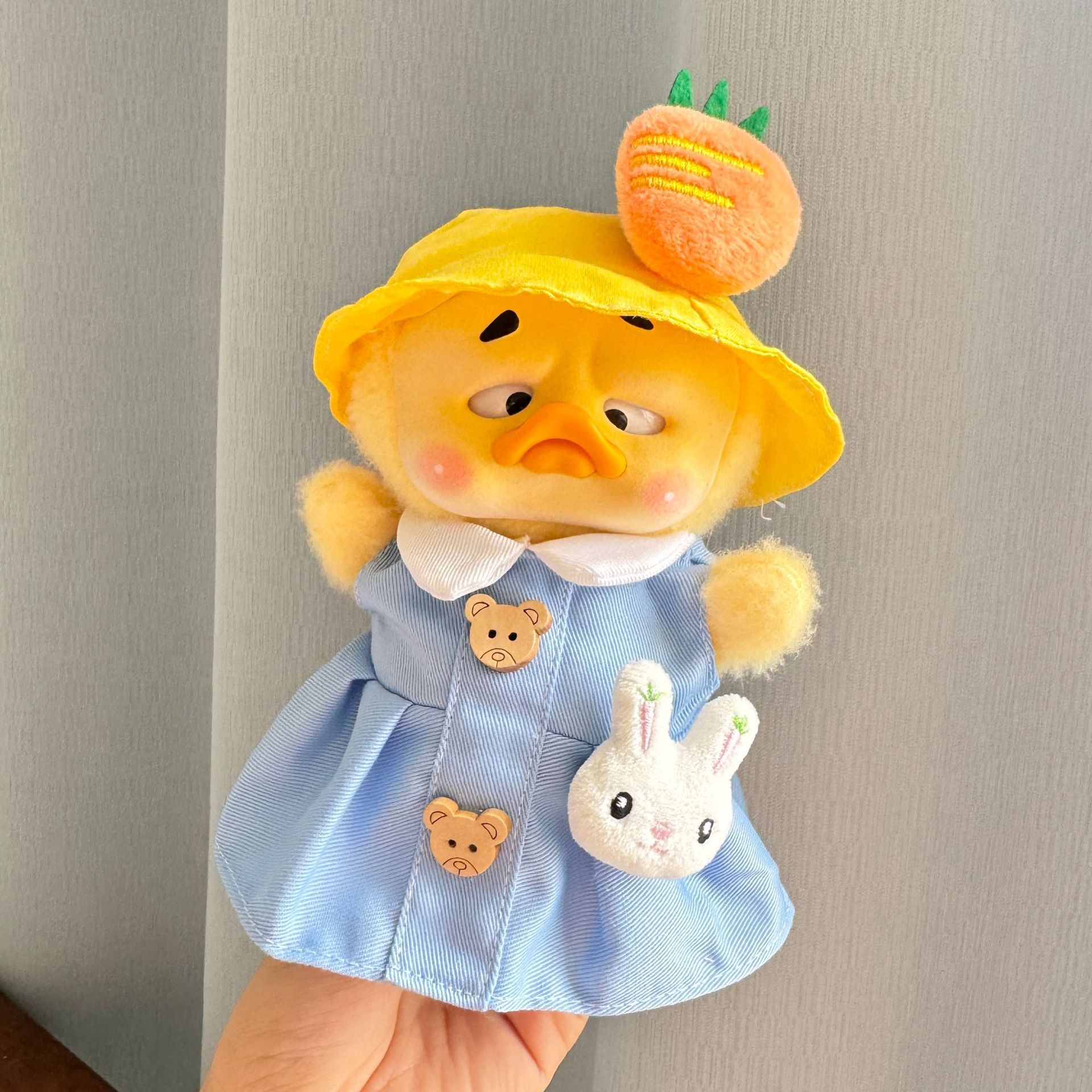 小さいサイズの青い幼稚園の2つのセット
