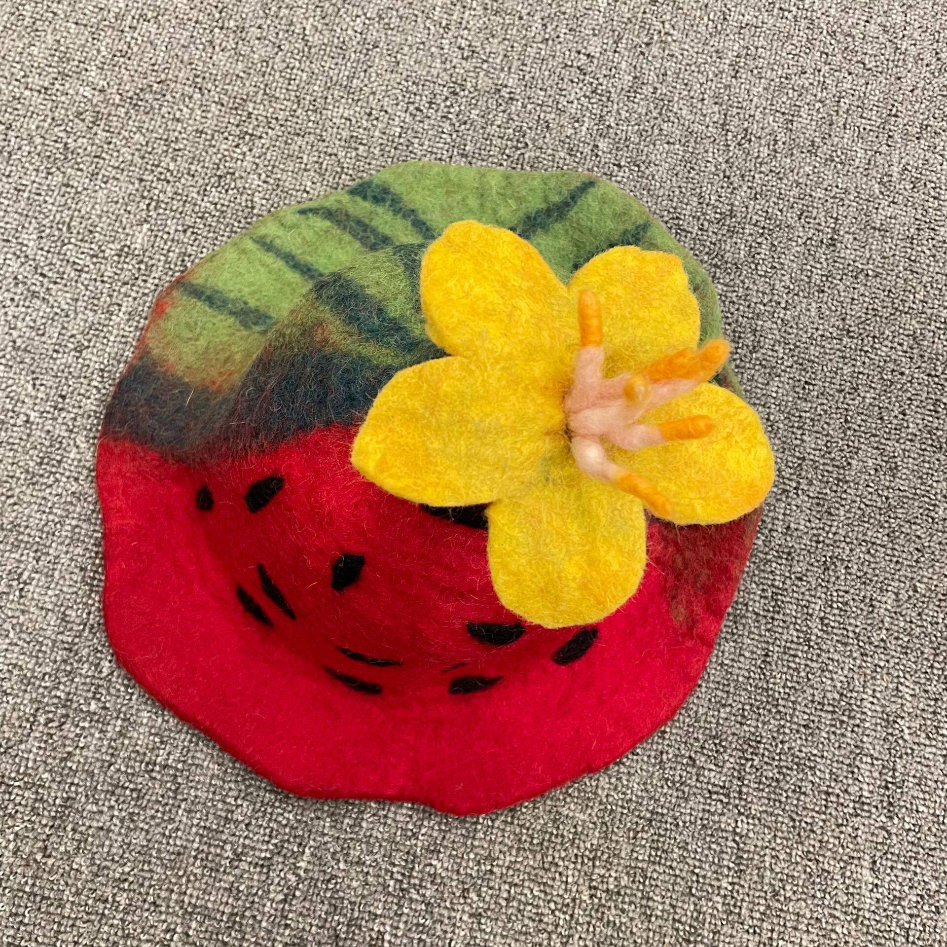 スイカの花の帽子