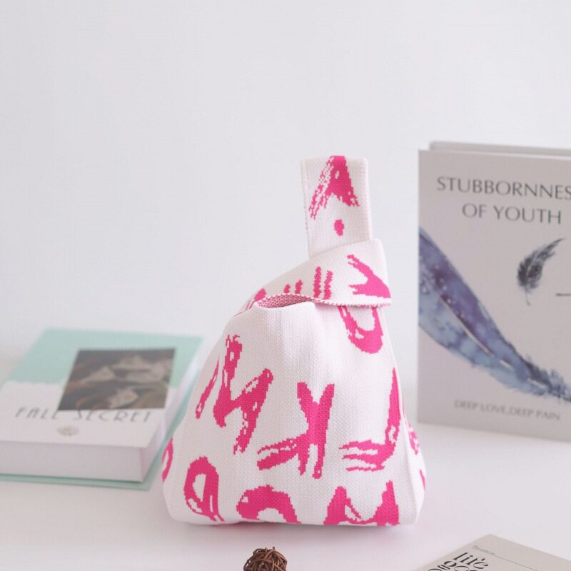 赤文字-ベージュ