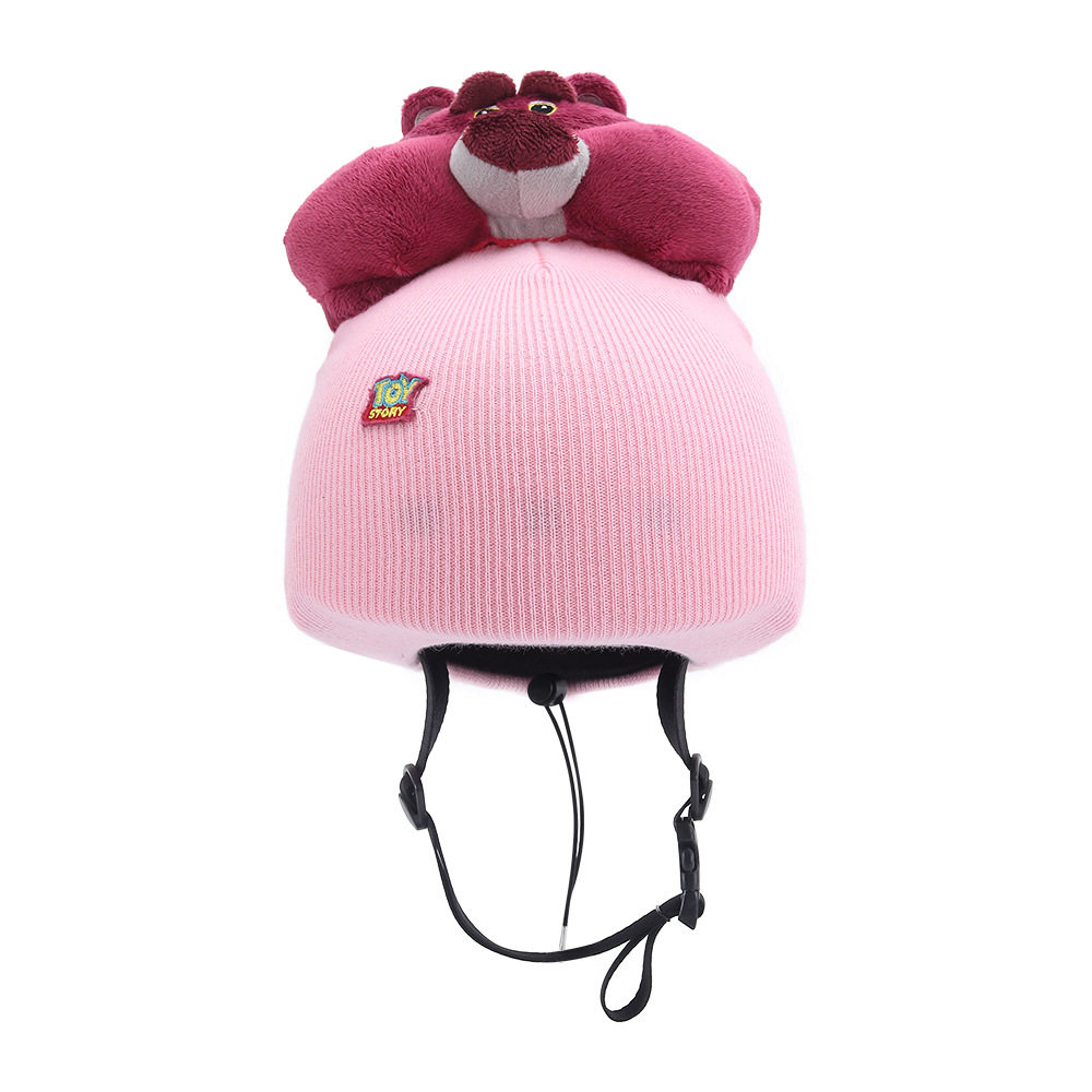 ピンクのイチゴのクマ